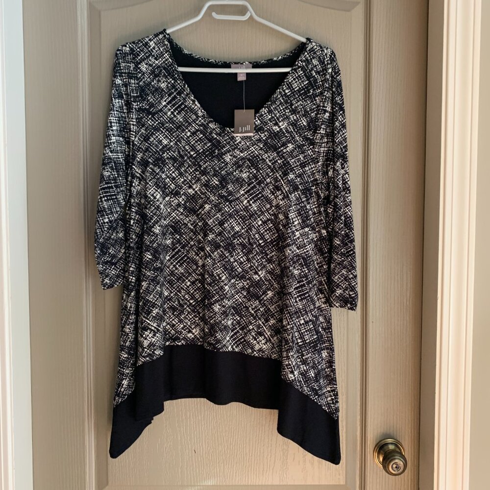 J. Jill Black & White Tunic Top MP Petite High-Low Hem